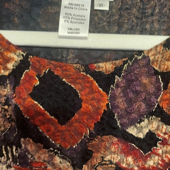 Coldwater Creek Scoop Neck Long Sleeve Gold Thread Geometric Pattern XL - Picture 2 of 4